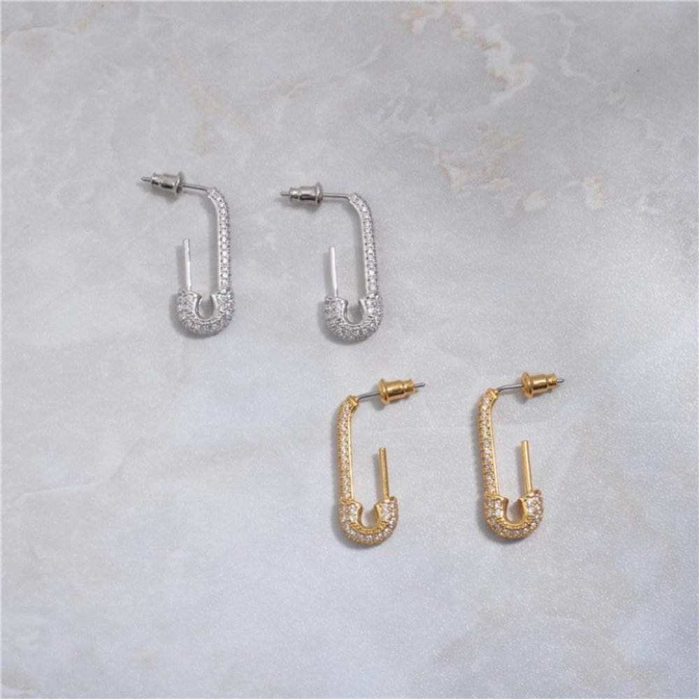 Geometric Imitation Rhinestone Metal Stud Earrings - Picture 3 of 7